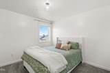 1142 Haskell Street - Photo 20