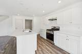 16665 Cottage Pine St - Photo 9