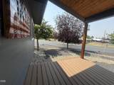 216 Avenue B - Photo 8