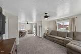 425 Burgess Street - Photo 4
