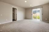 2447 Greenwood Avenue - Photo 13