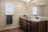 2447 Greenwood Avenue - Photo 16
