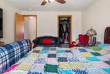 54690 Pinewood Avenue - Photo 15