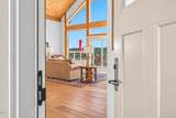 17555 Mountain View Road - Photo 16