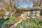 682 Chestnut Street - Photo 3