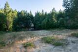709 Pinewood Way - Photo 1
