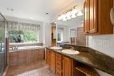 301 Leeannas Way - Photo 24