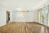 945 Hillview Drive - Photo 16