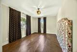 945 Hillview Drive - Photo 25