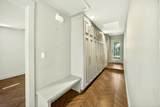 945 Hillview Drive - Photo 27