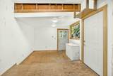 945 Hillview Drive - Photo 41