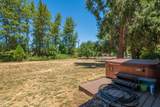 1740 Southgate Way - Photo 33