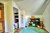 3356 Little Applegate Road - Photo 37