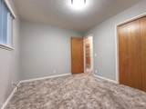 1921 Regina Way - Photo 13
