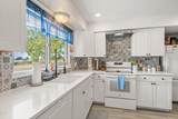 728 Valley View - Photo 17