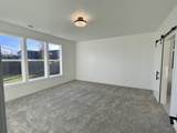 411 Diamond Peak Avenue - Photo 6