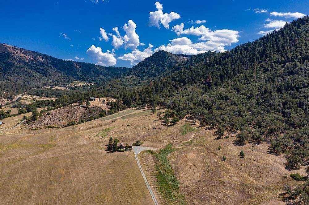 555 Slagle Creek Road - Photo 1 555 Slagle Creek Road - Photo 1