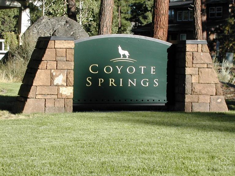 833 S Sparkling Water Court Lot 28, Sisters, OR 97759 (MLS #201505123) :: Birtola Garmyn High Desert Realty