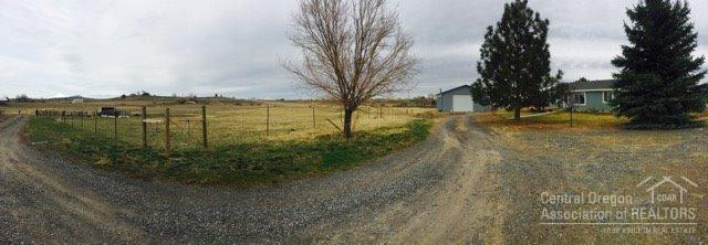 1054 SW Dover Lane, Metolius, OR 97741 (MLS #201601710) :: Birtola Garmyn High Desert Realty