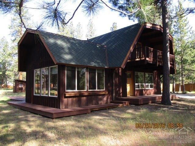 69275 Ladigo, Sisters, OR 97759 (MLS #201605300) :: Birtola Garmyn High Desert Realty