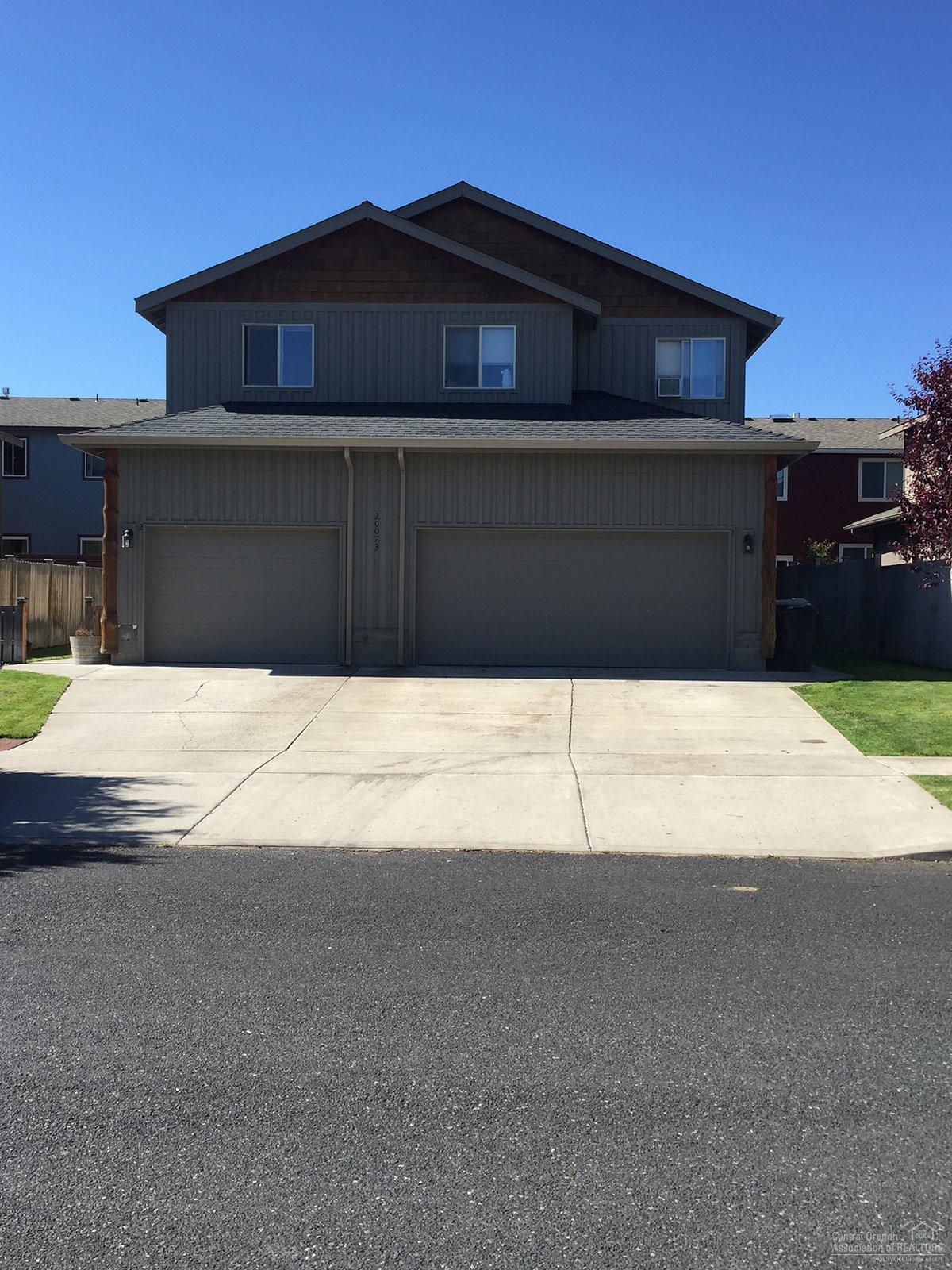 20073 Porter Place, Bend, OR 97702 (MLS #201606621) :: Birtola Garmyn High Desert Realty