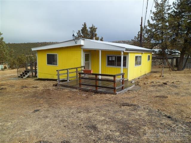 14780 SE Winchester Loop, Prineville, OR 97754 (MLS #201610188) :: Birtola Garmyn High Desert Realty