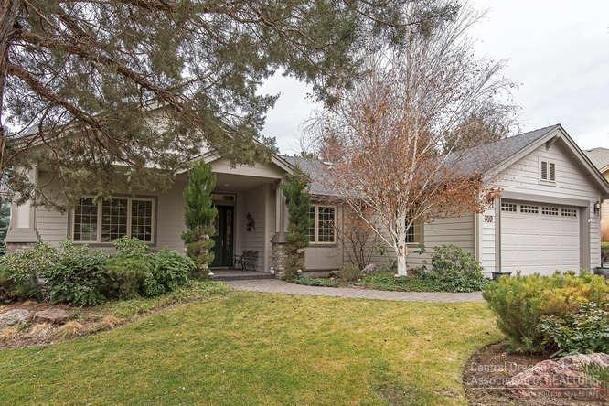 810 Victoria Falls Drive - Photo 1