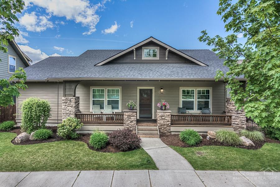 927 17th Street - Photo 1