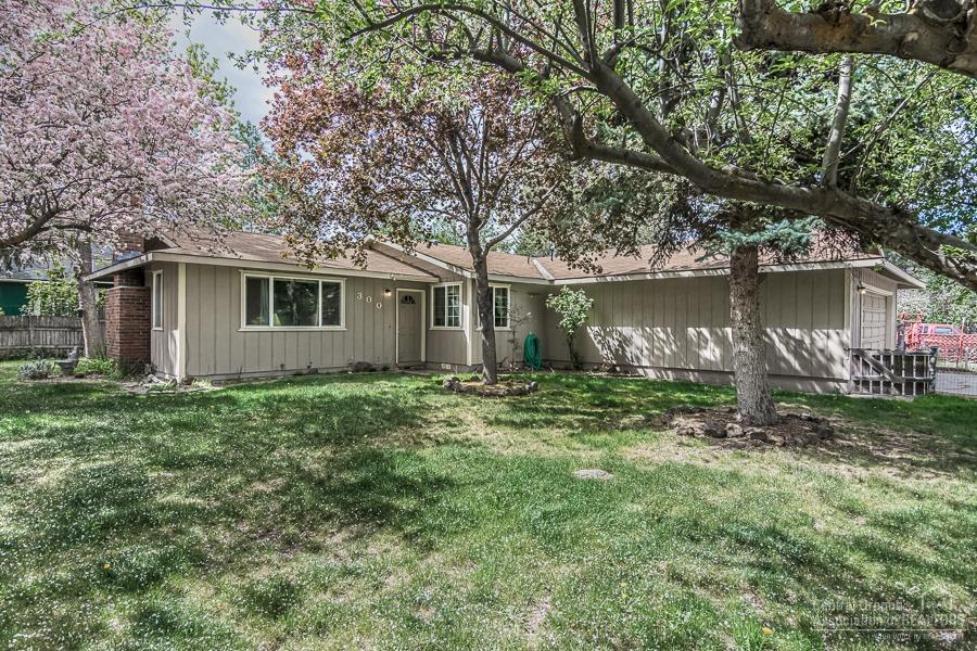 300 Cleveland Avenue - Photo 1