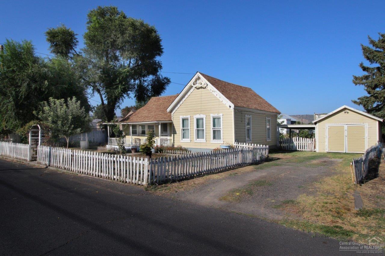657 Belknap Street - Photo 1