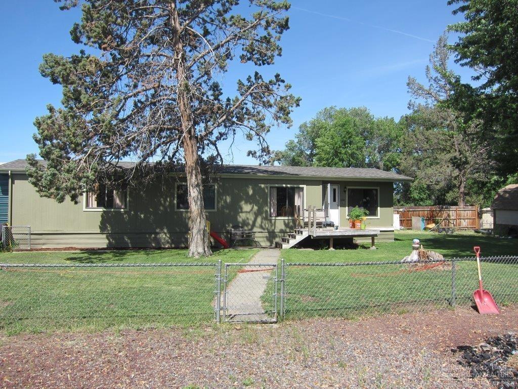 2035 37th Street - Photo 1