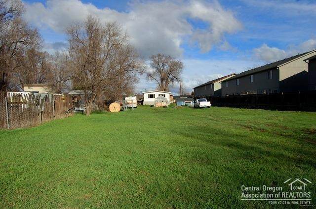 1025 Harwood Street - Photo 1 1025 Harwood Street - Photo 1