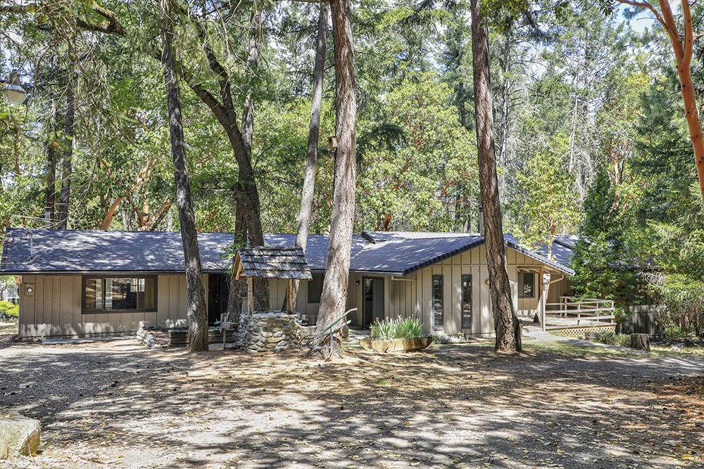 6576 Whispering Pines Lane - Photo 1
