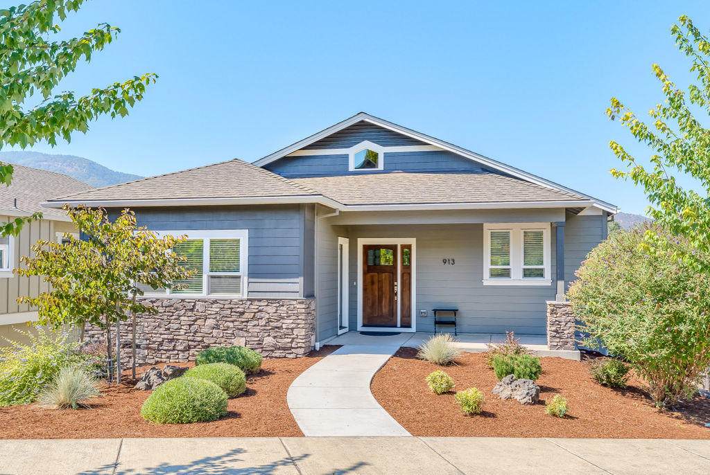 913 Stoneridge Avenue - Photo 1