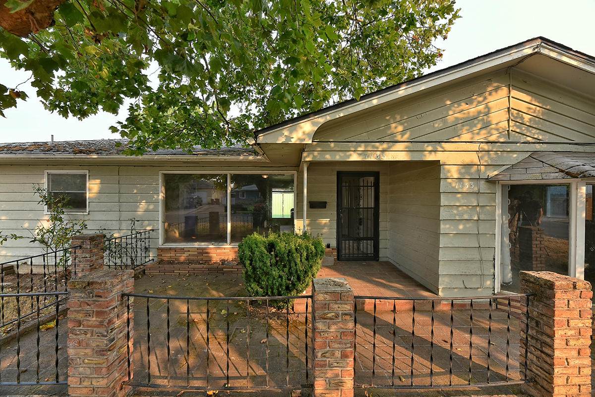 1133 Loal Street - Photo 1