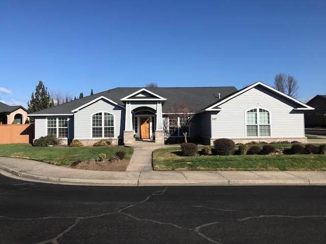 987 Greenway Court - Photo 1