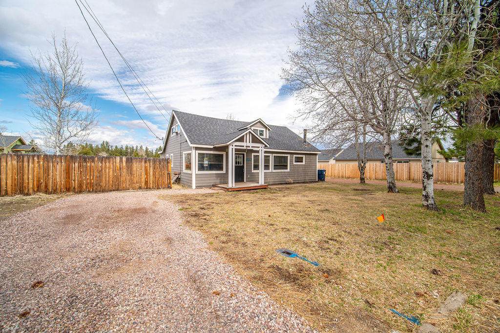 930-E Cascade Avenue - Photo 1