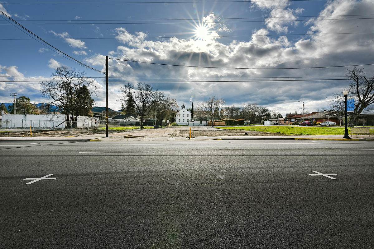 115 Main Street - Photo 1
