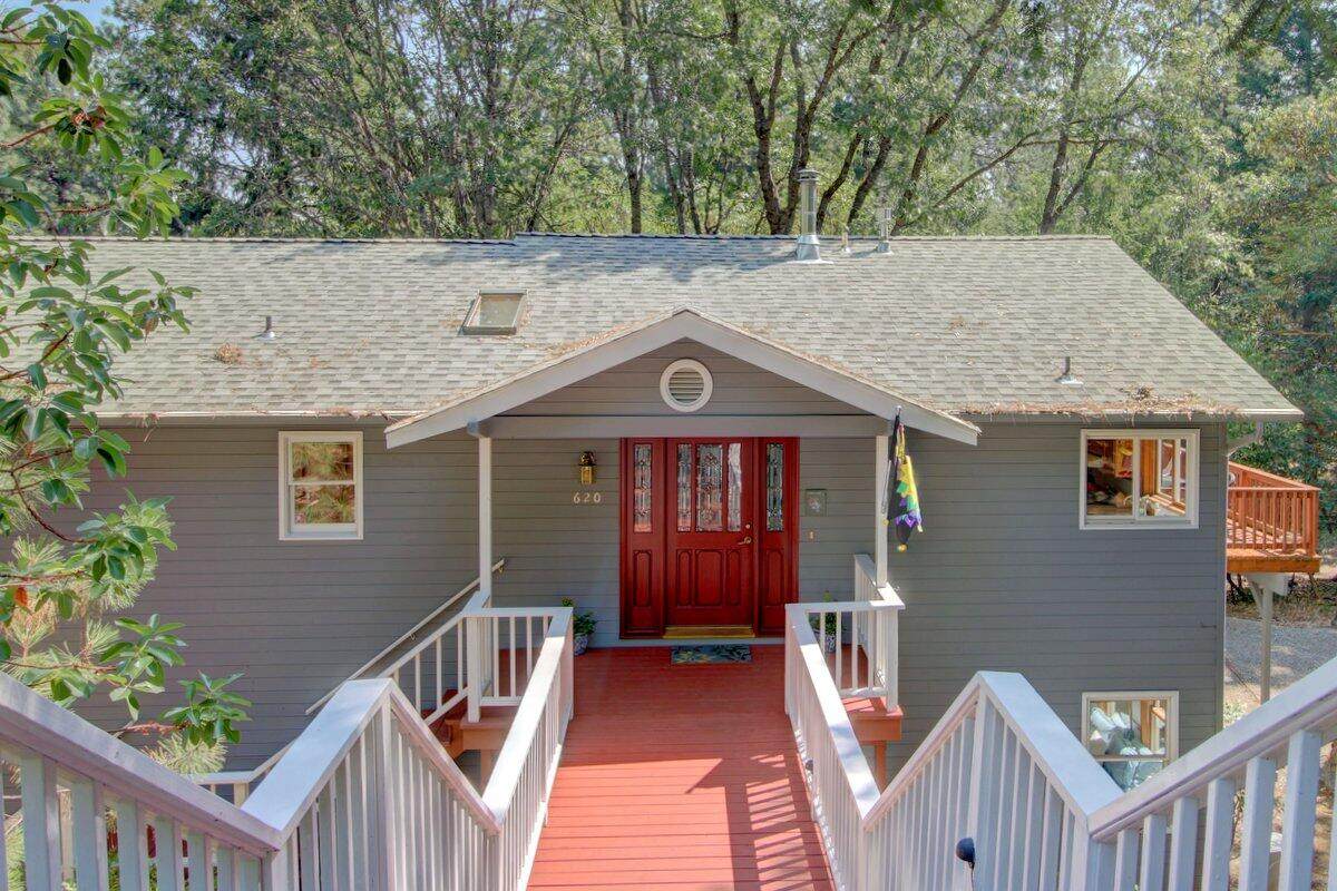 620 Weller Lane - Photo 1