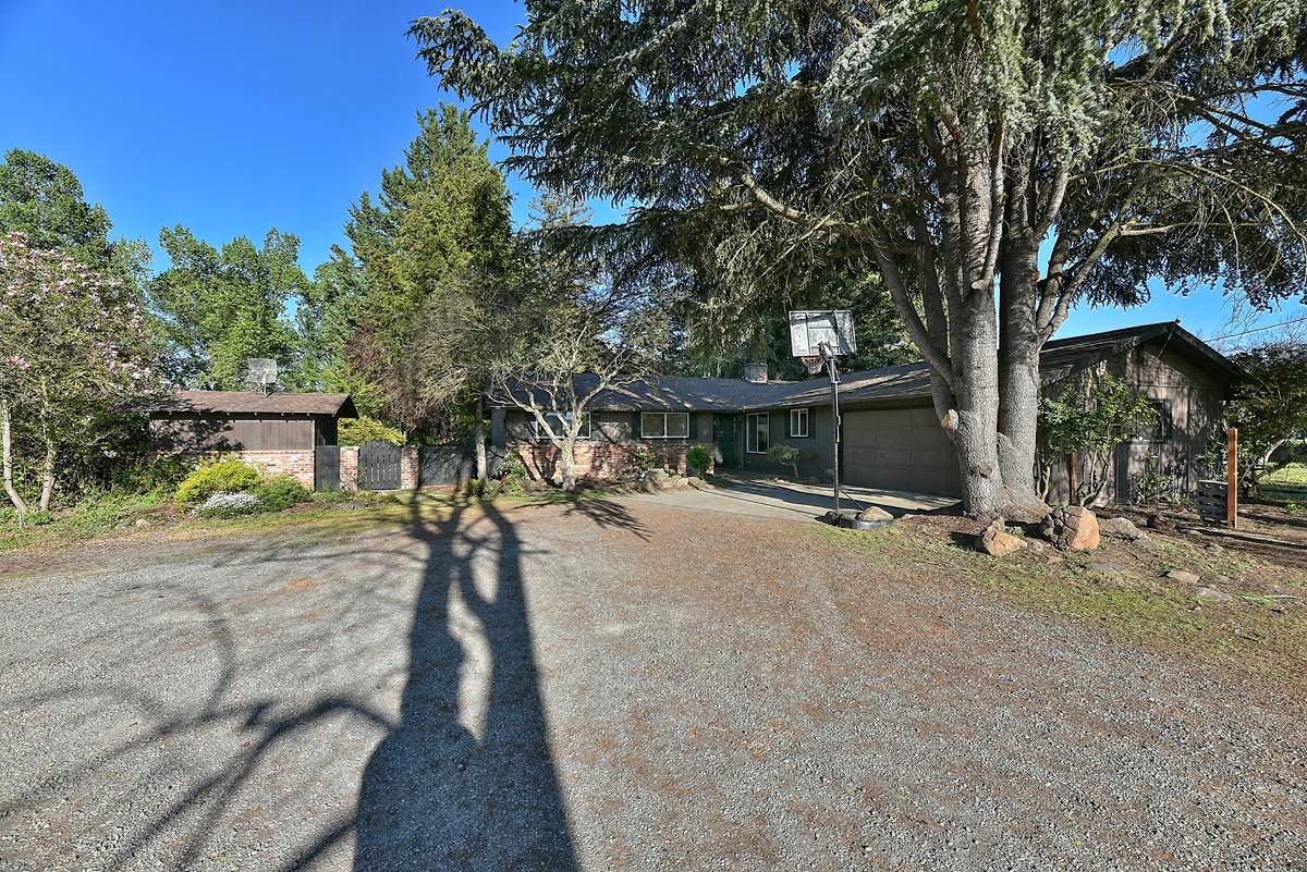 2933 Pacific Highway - Photo 1