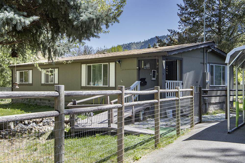111 Savage Creek Road - Photo 1