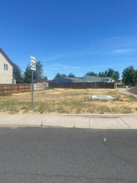 515 Shoshone Drive - Photo 1