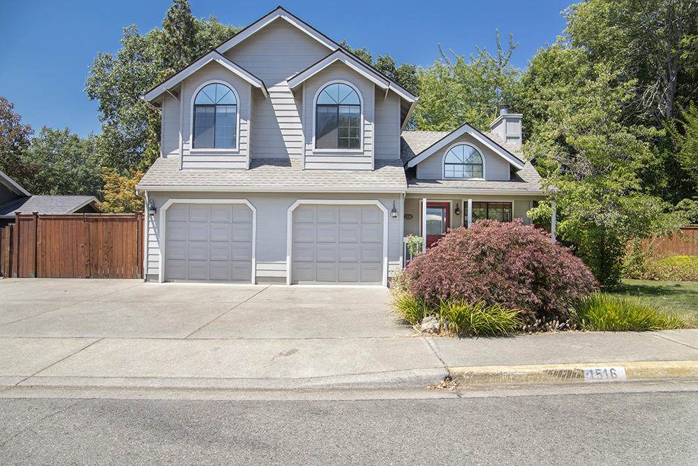 1516 Thompson Way - Photo 1