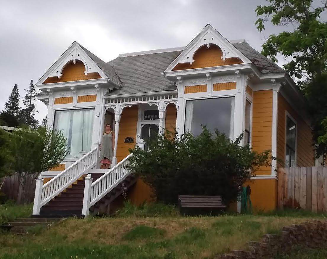 244 Hargadine Street - Photo 1