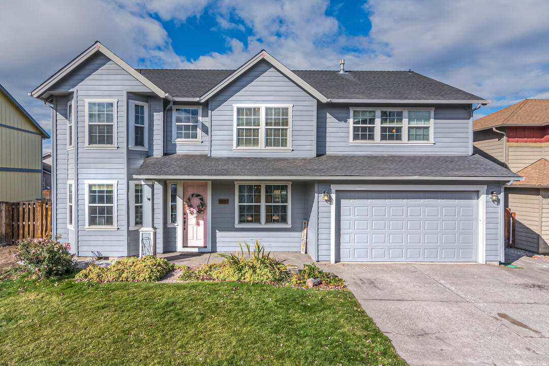 2237 6th Street - Photo 1