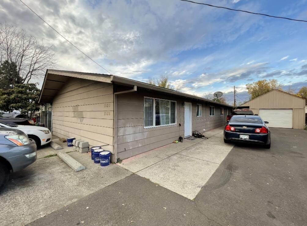 1500 Meadows Lane - Photo 1