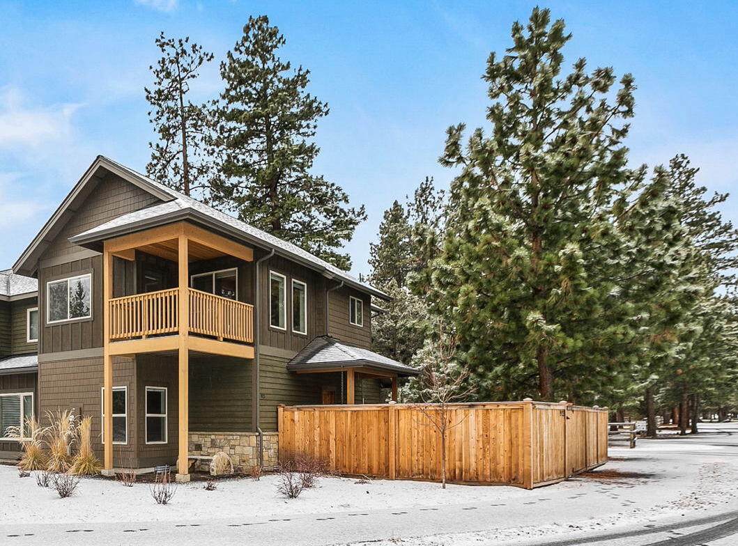 923 Desperado Trail - Photo 1