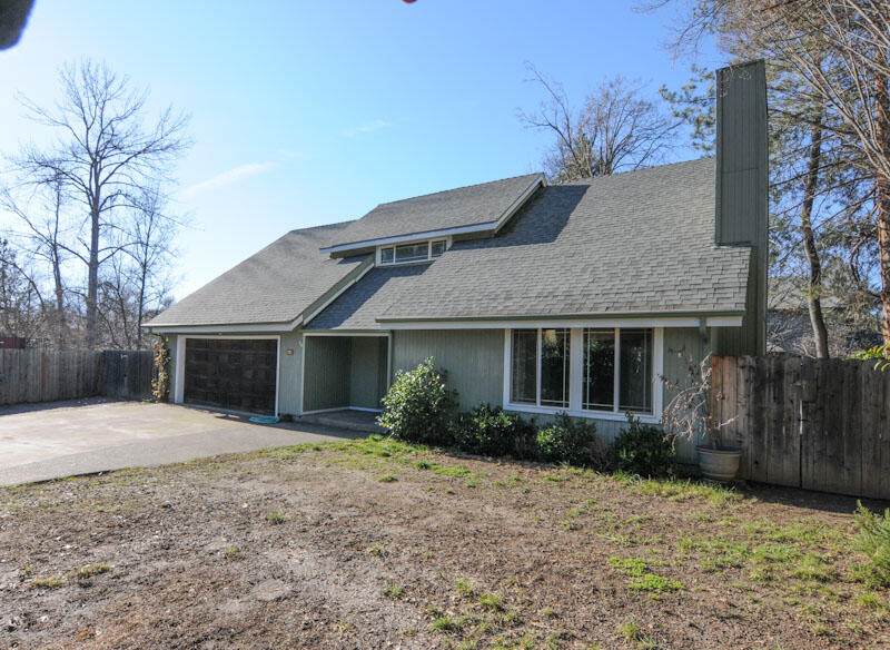 536 Amber Circle - Photo 1