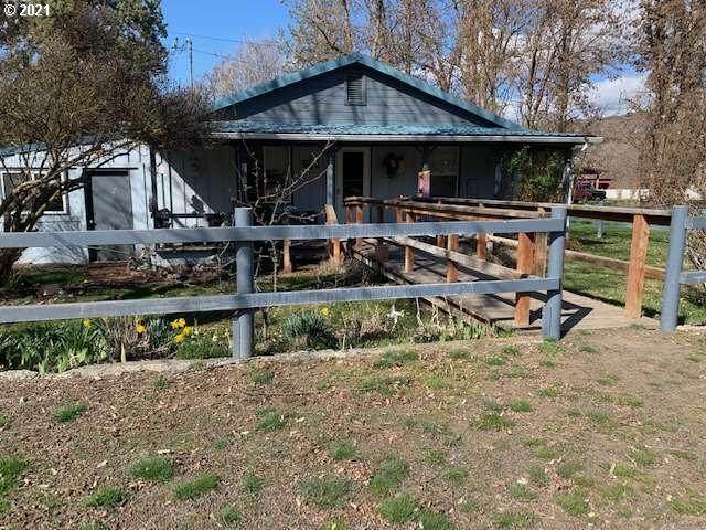 200 Main Street - Photo 1