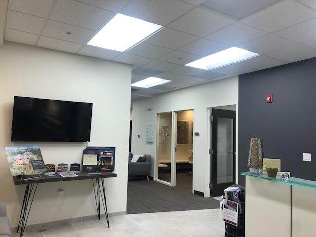 1133 Wall Street - Photo 1